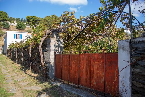 Livadia village